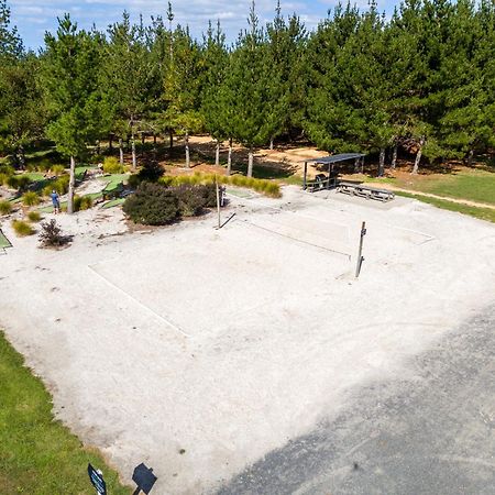 Tasman Holiday Parks - Miranda Bagian luar foto