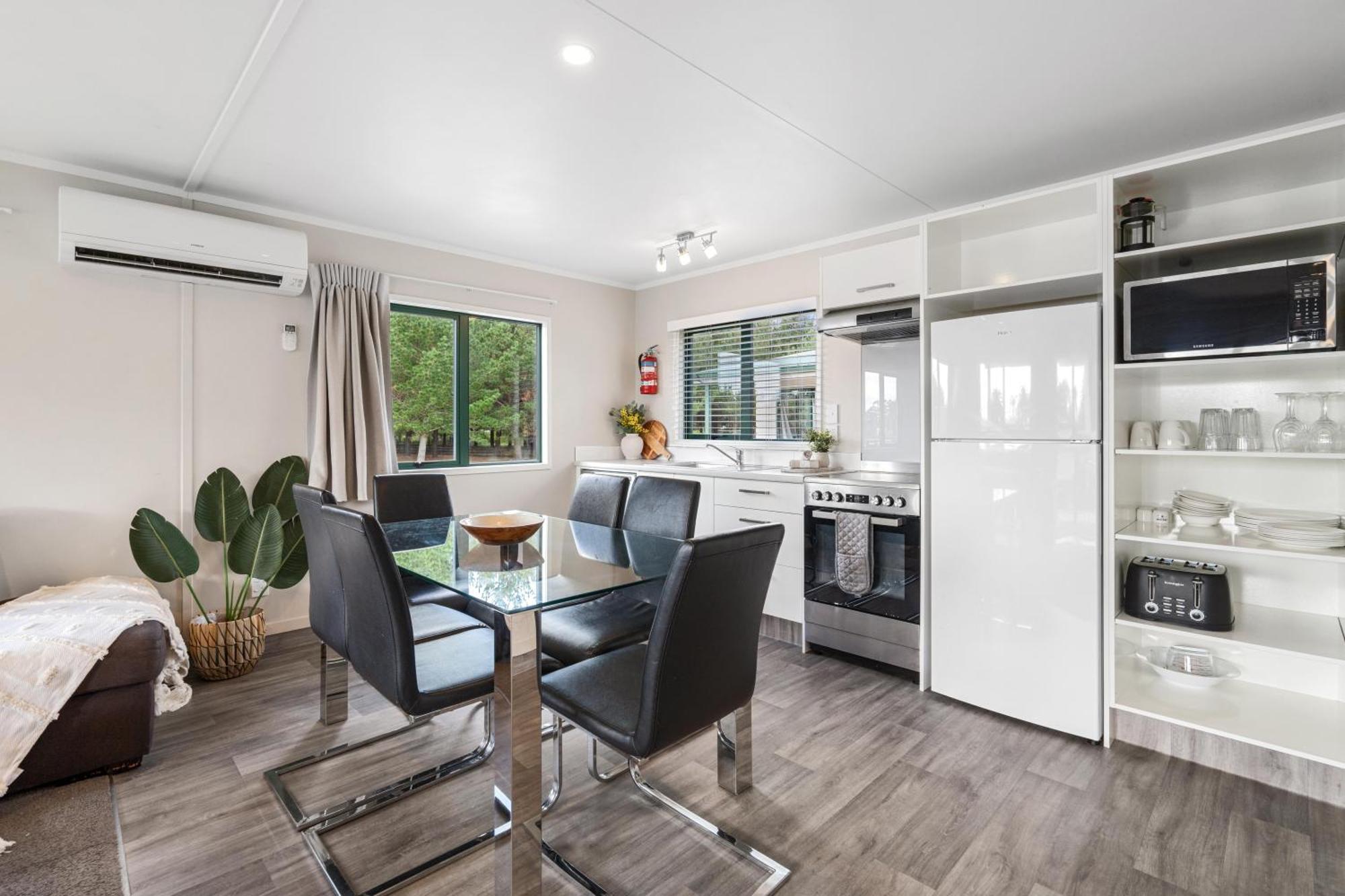 Tasman Holiday Parks - Miranda Bagian luar foto