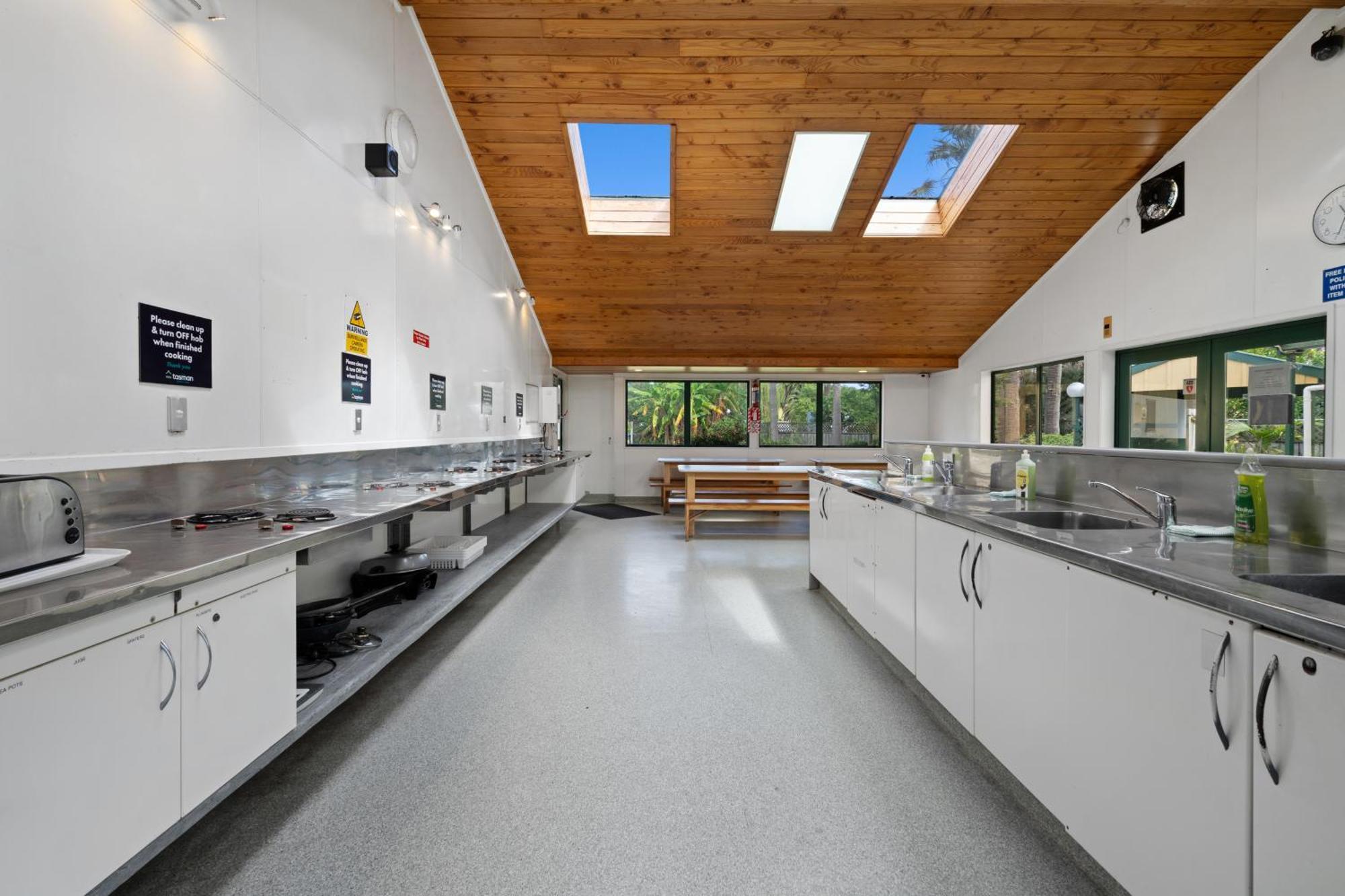 Tasman Holiday Parks - Miranda Bagian luar foto
