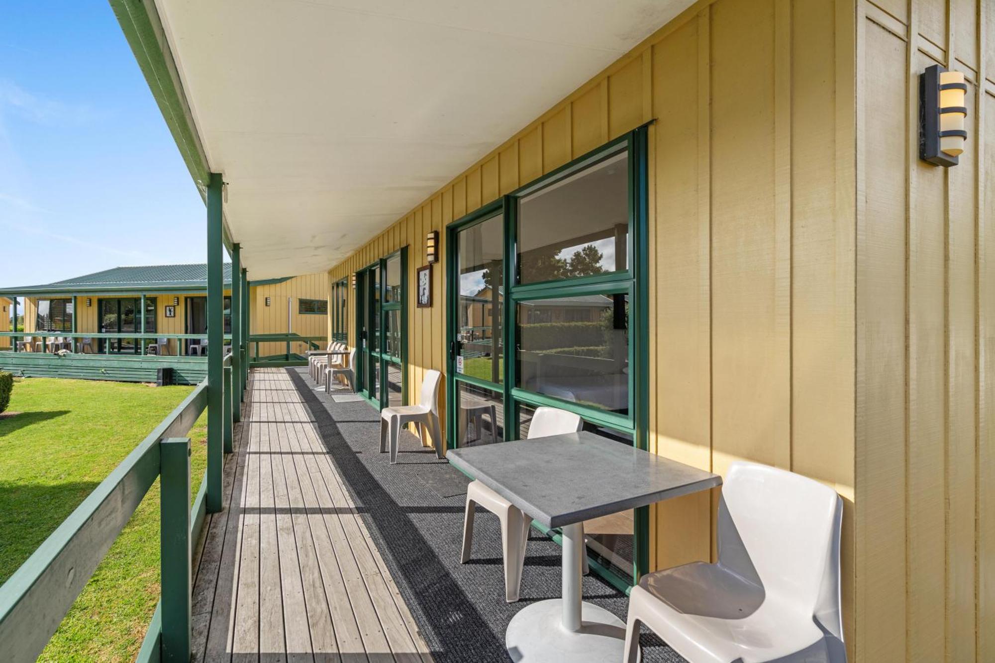 Tasman Holiday Parks - Miranda Bagian luar foto