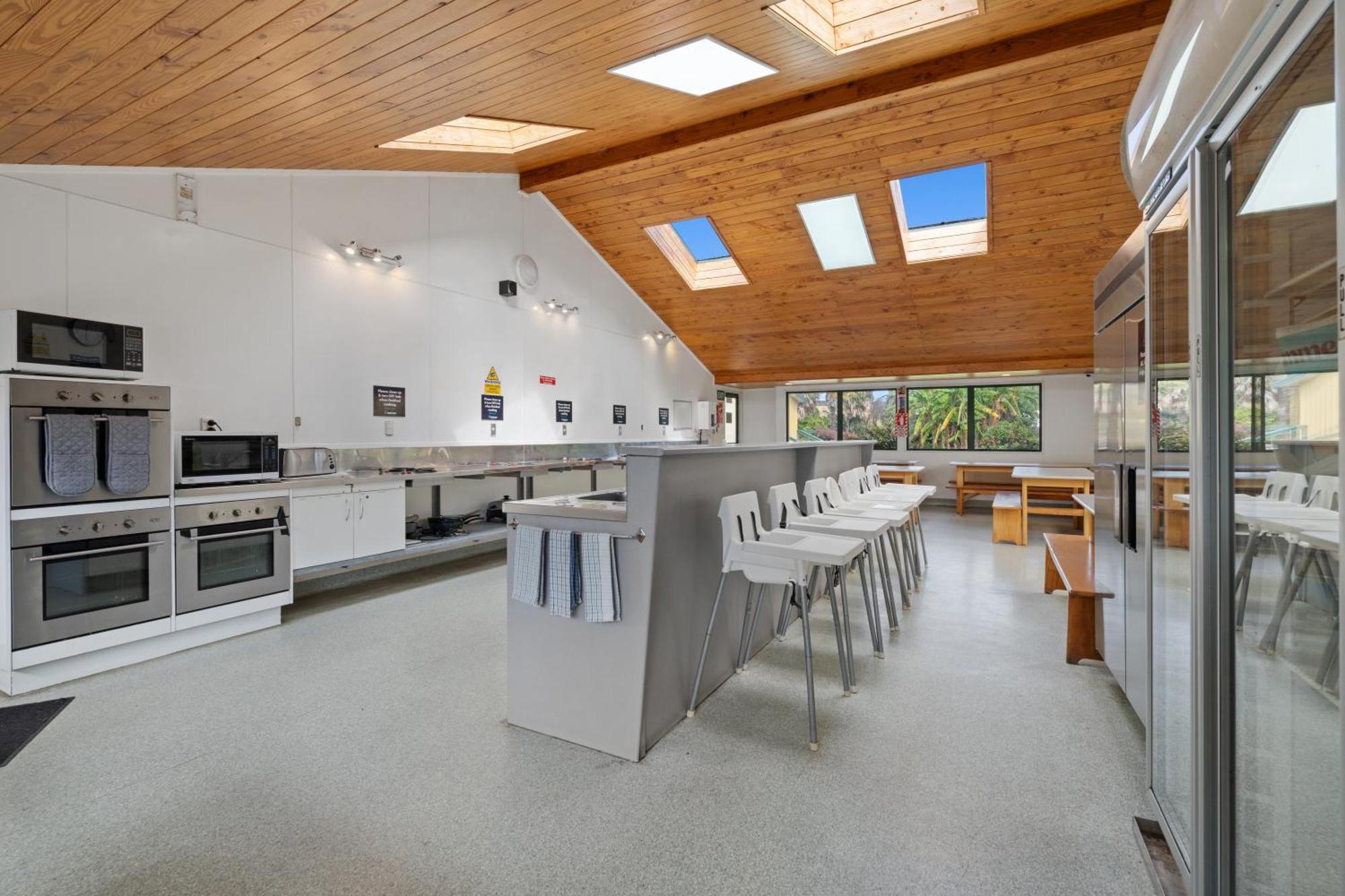 Tasman Holiday Parks - Miranda Bagian luar foto