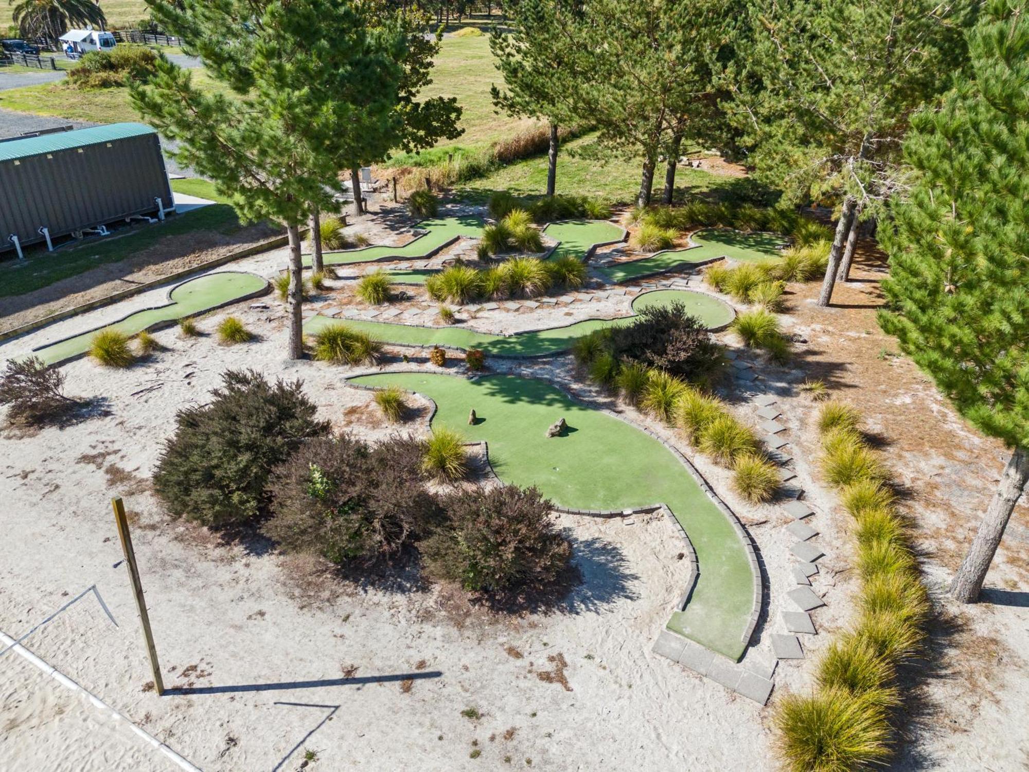 Tasman Holiday Parks - Miranda Bagian luar foto
